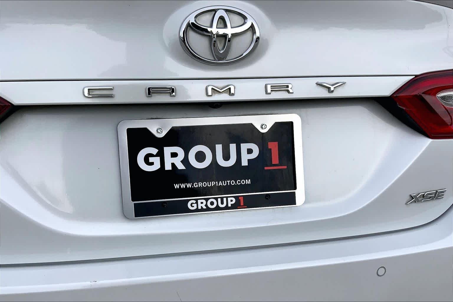 2018 Toyota Camry XSE Wind Chill Pearl at Beck & Masten Kia