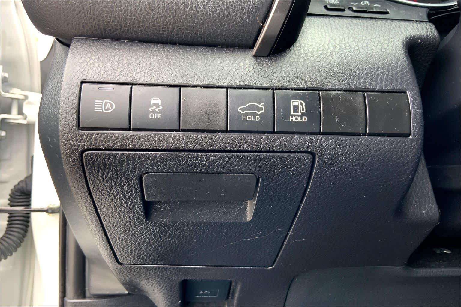 2019 Toyota Camry XSE Wind Chill Pearl at Group 1 Toyota Southwest
