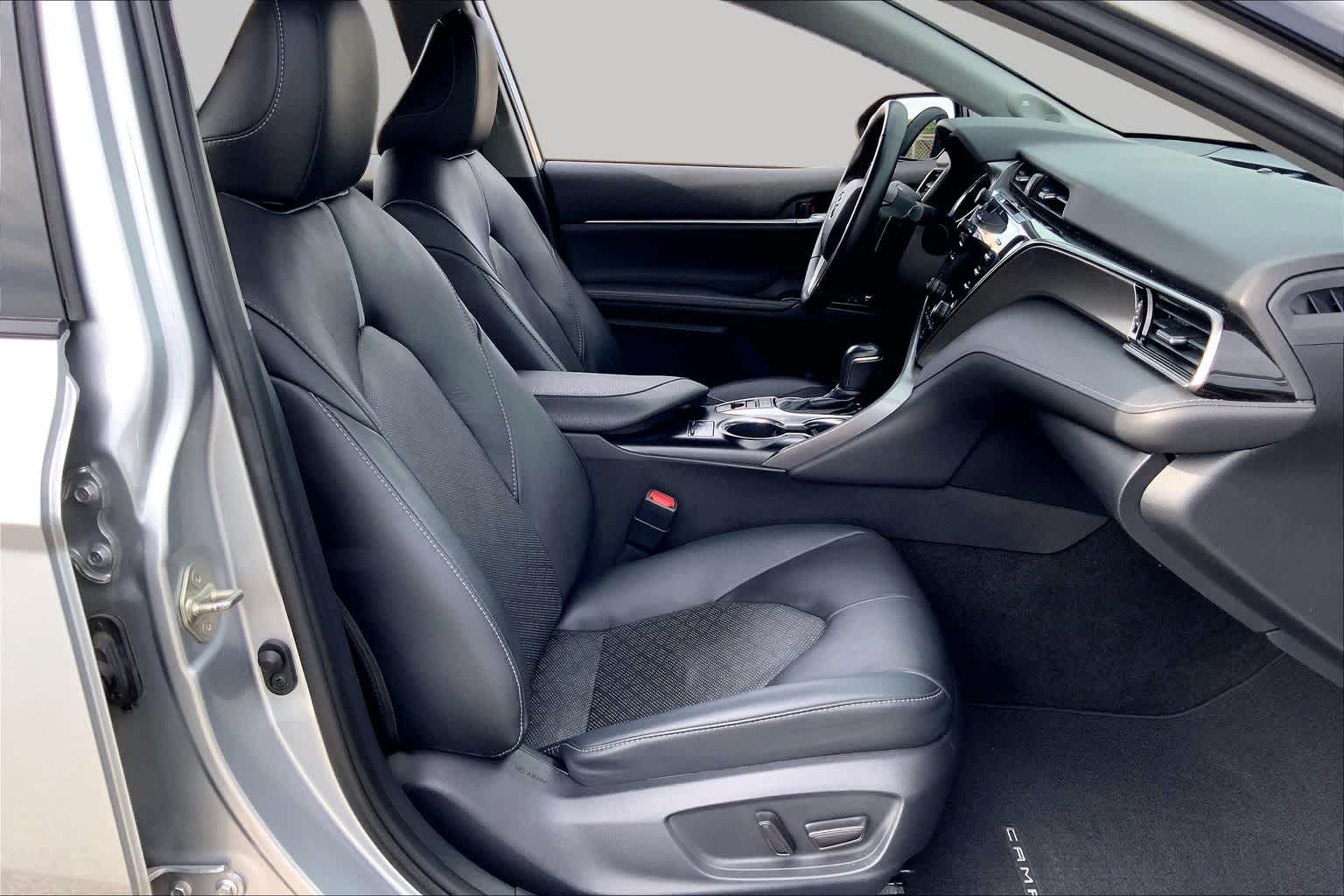 2019 Toyota Camry XSE Celestial Silver/Midnight Black Metallic at AutoNation USA Katy