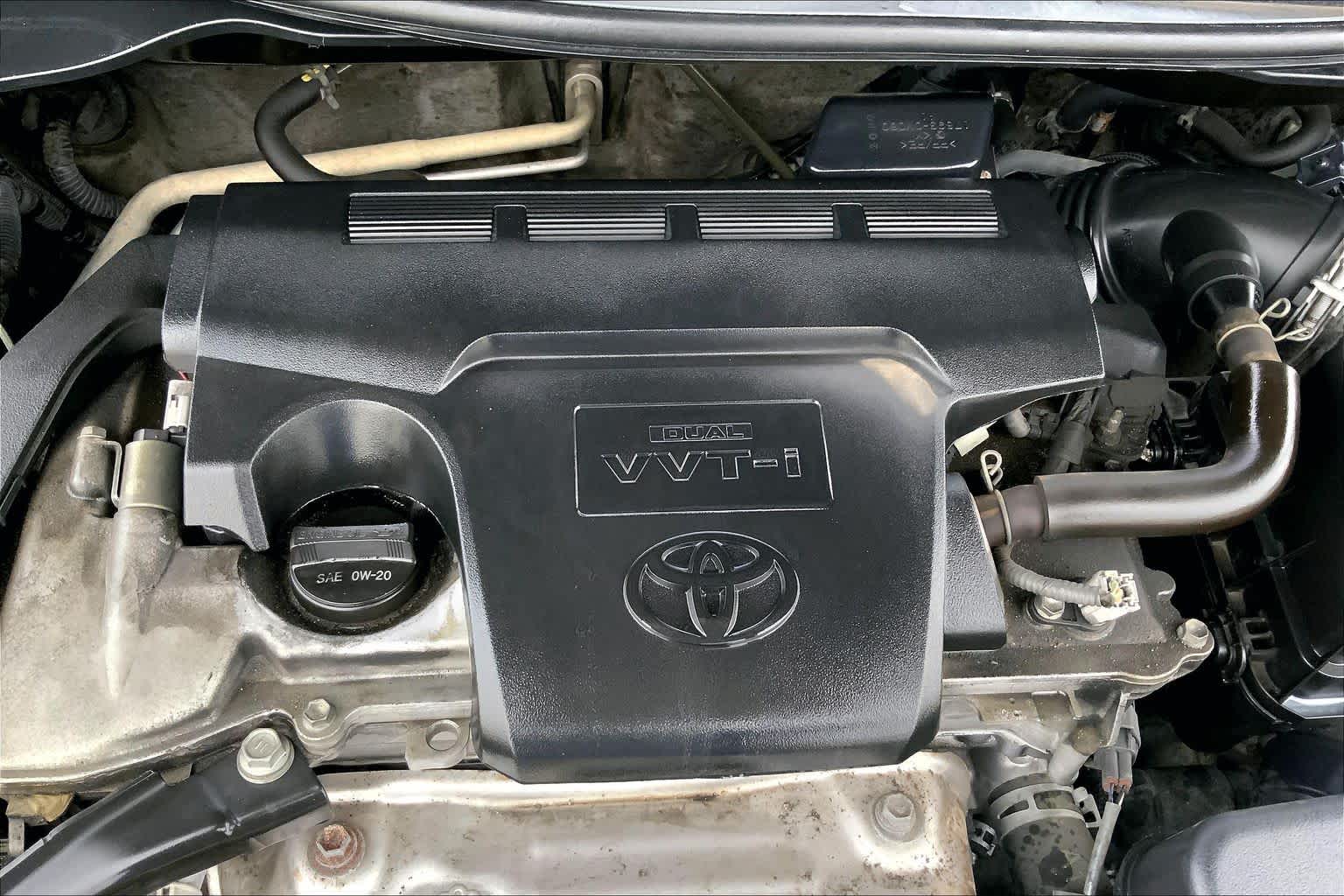2012 Toyota Camry photo 31 of 35