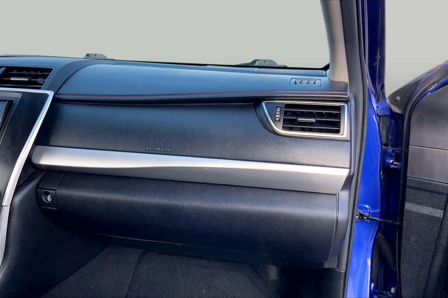 2015 Toyota Camry SE Blue Crush Metallic at Group 1 Toyota Southwest