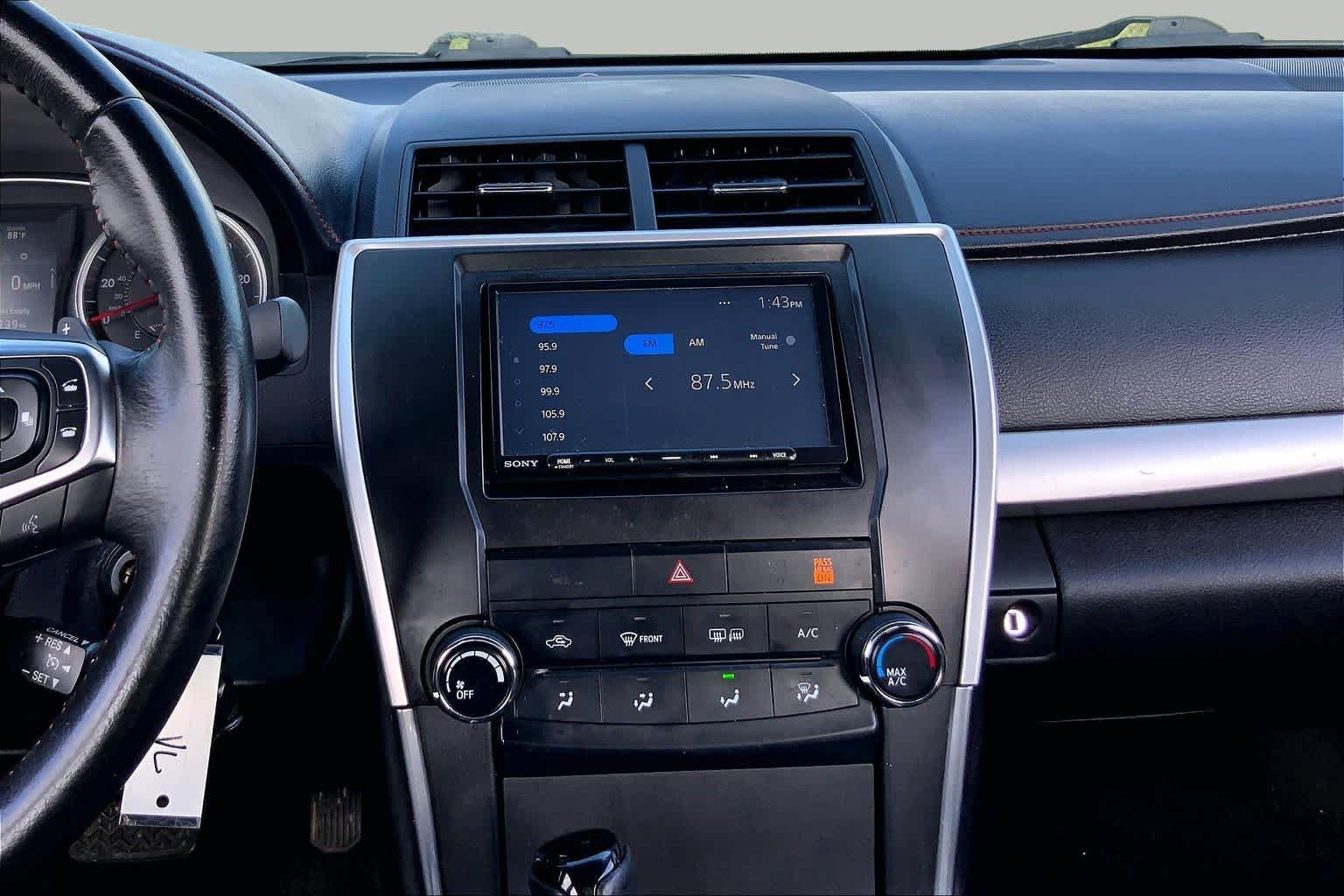 2015 Toyota Camry SE Blue Crush Metallic at Group 1 Toyota Southwest