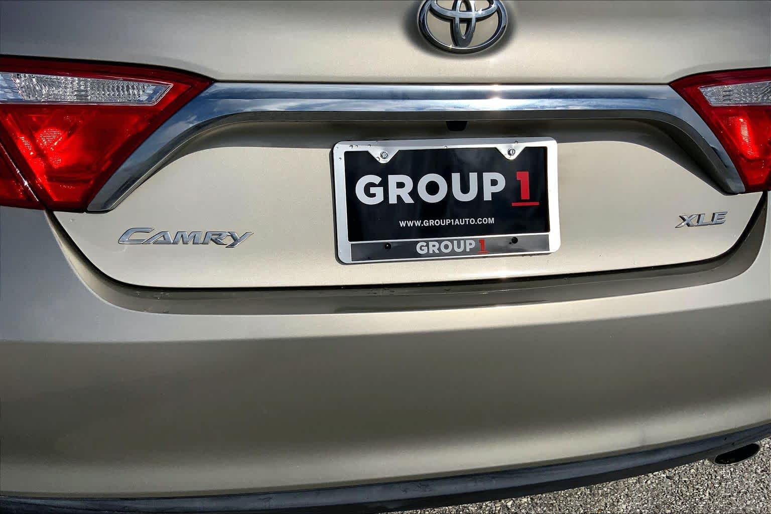 2017 Toyota Camry XLE Creme Brulee Mica at Group 1 Toyota Southwest