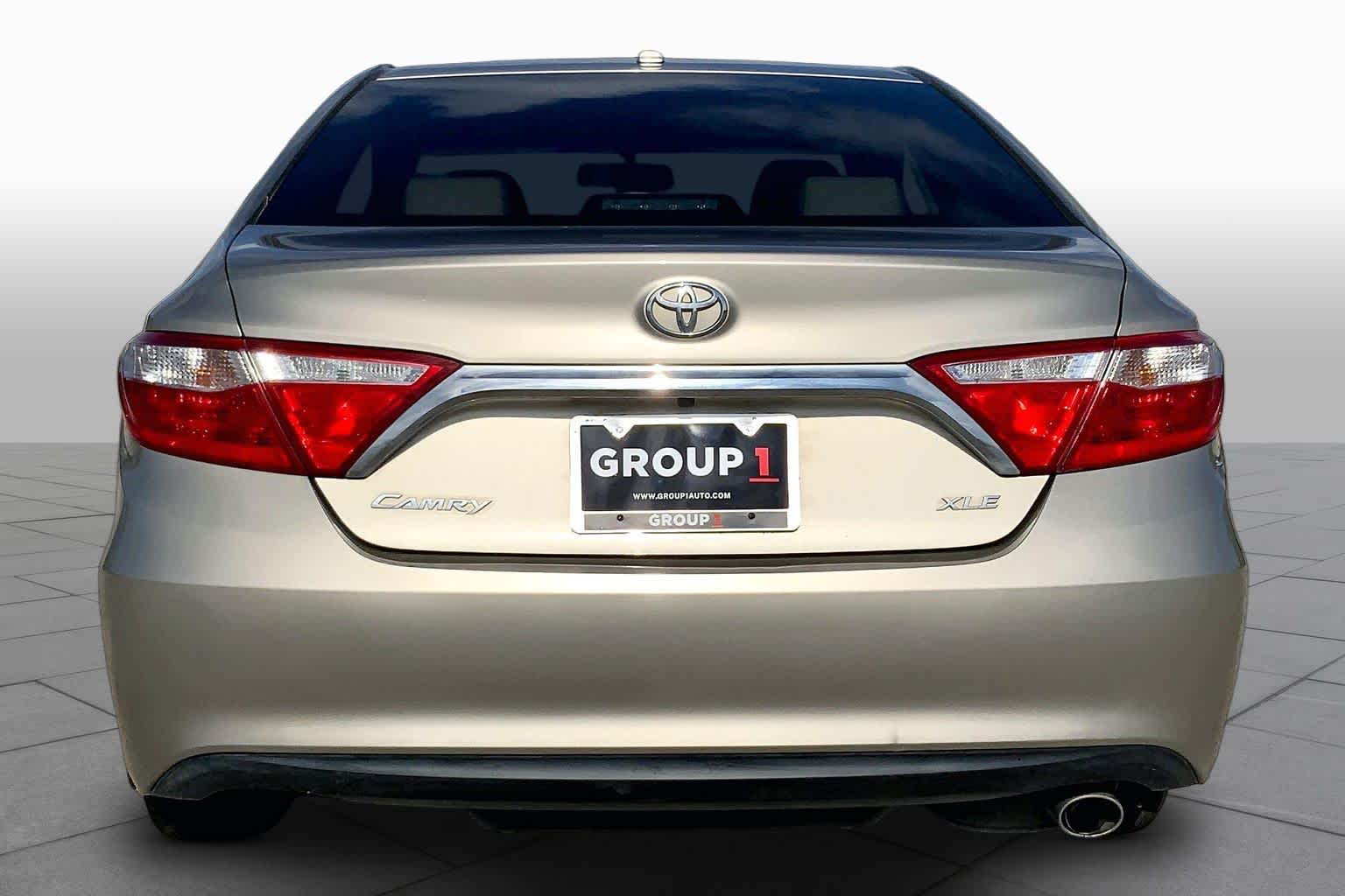 2017 Toyota Camry XLE Creme Brulee Mica at Group 1 Toyota Southwest