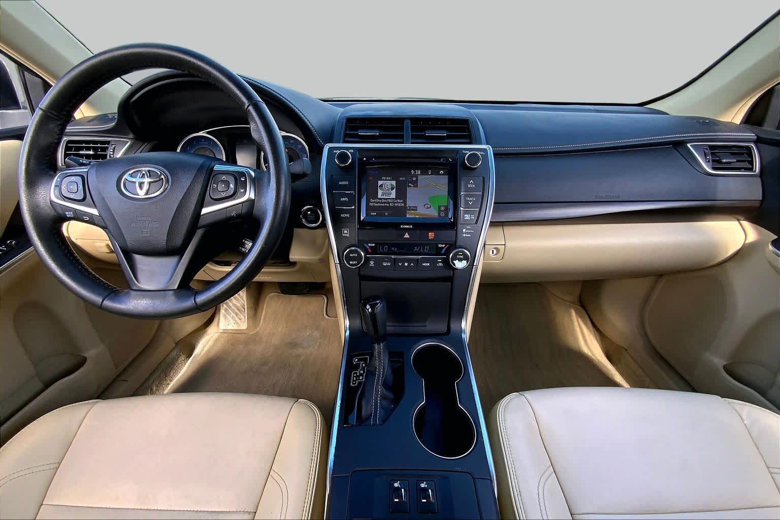 2017 Toyota Camry XLE Creme Brulee Mica at Group 1 Toyota Southwest