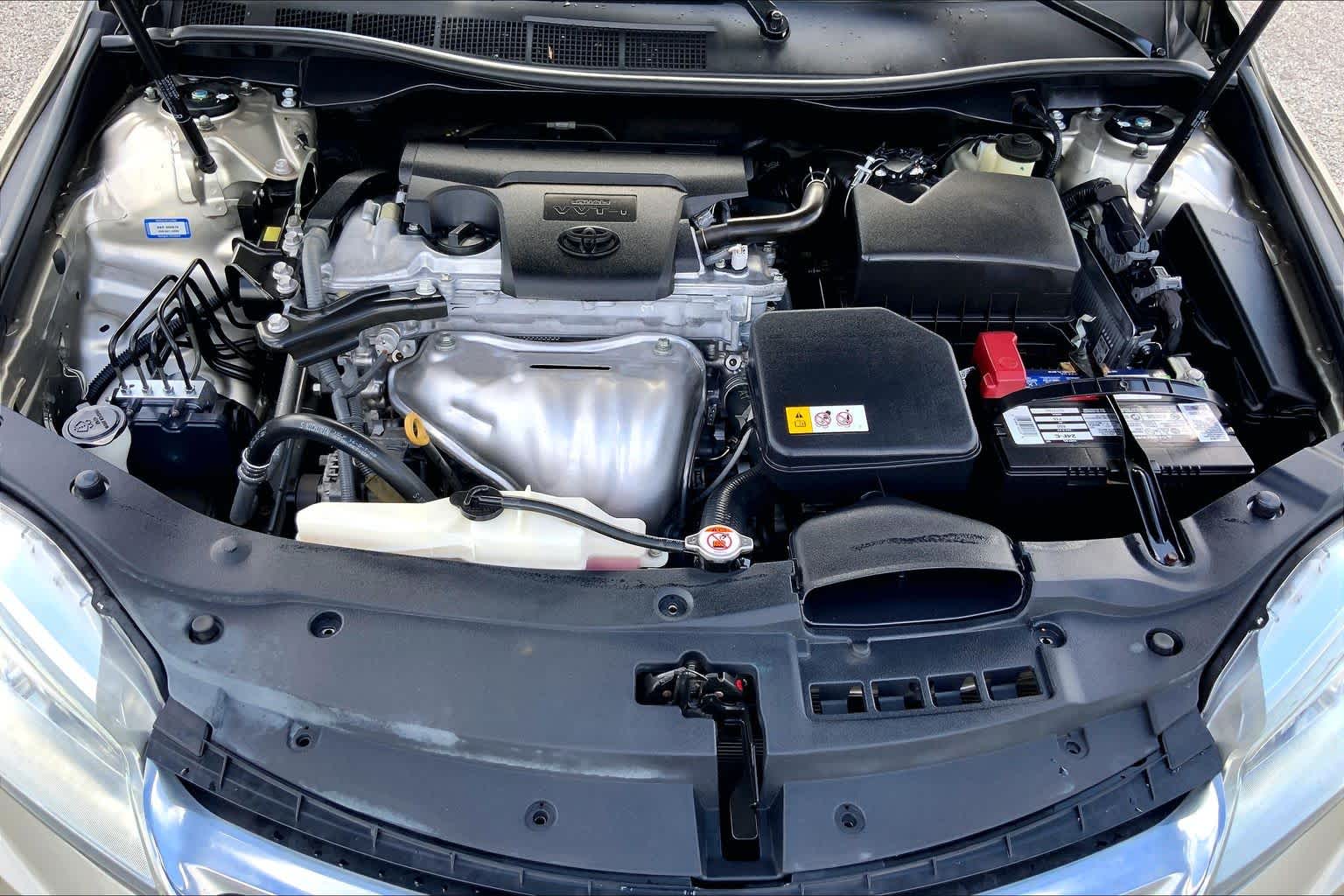 2017 Toyota Camry XLE Creme Brulee Mica at Group 1 Toyota Southwest