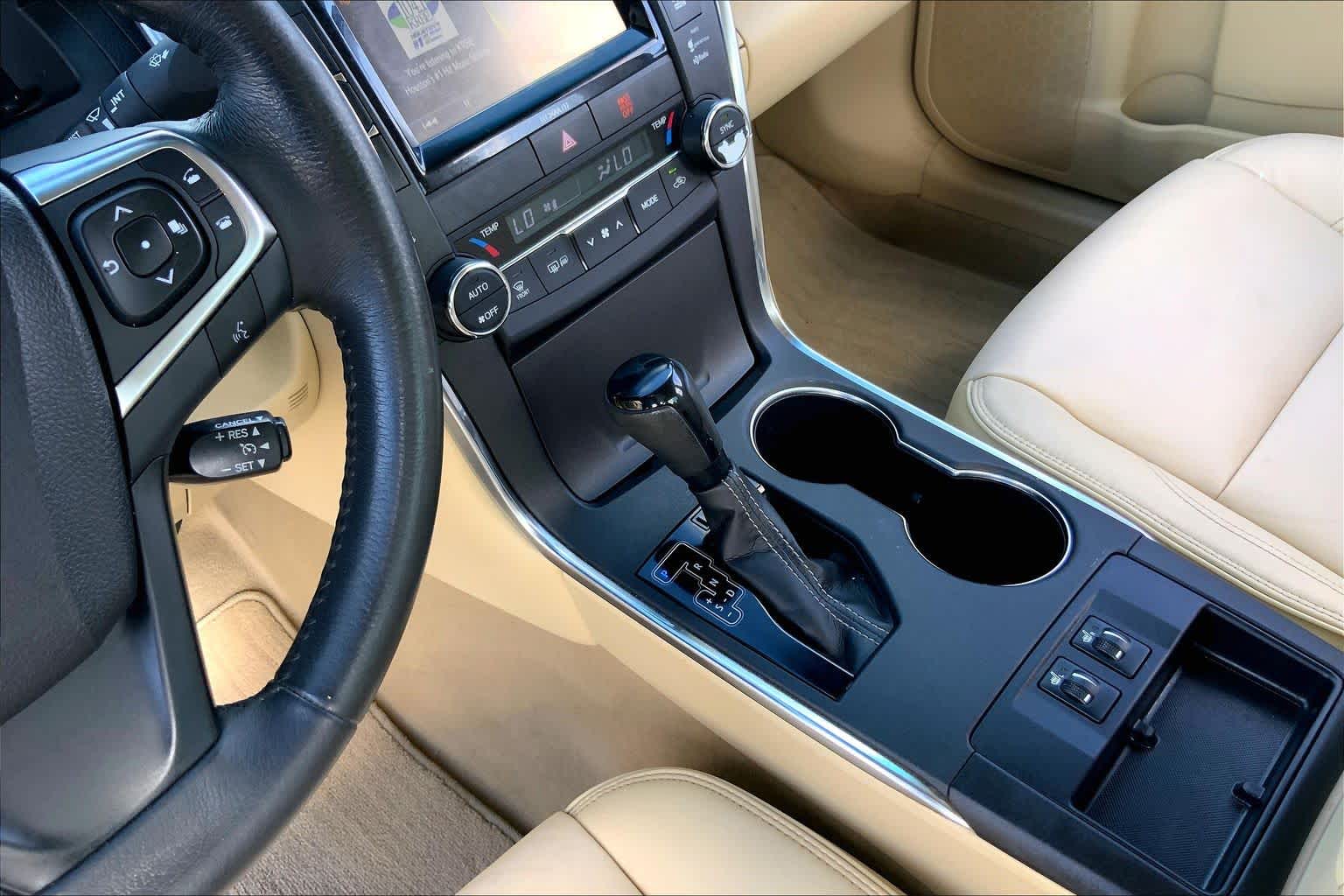 2017 Toyota Camry XLE Creme Brulee Mica at Group 1 Toyota Southwest