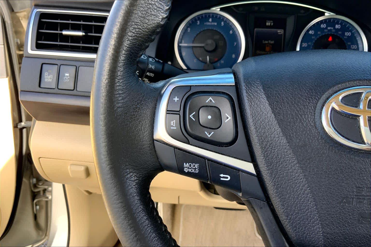 2017 Toyota Camry XLE Creme Brulee Mica at Group 1 Toyota Southwest