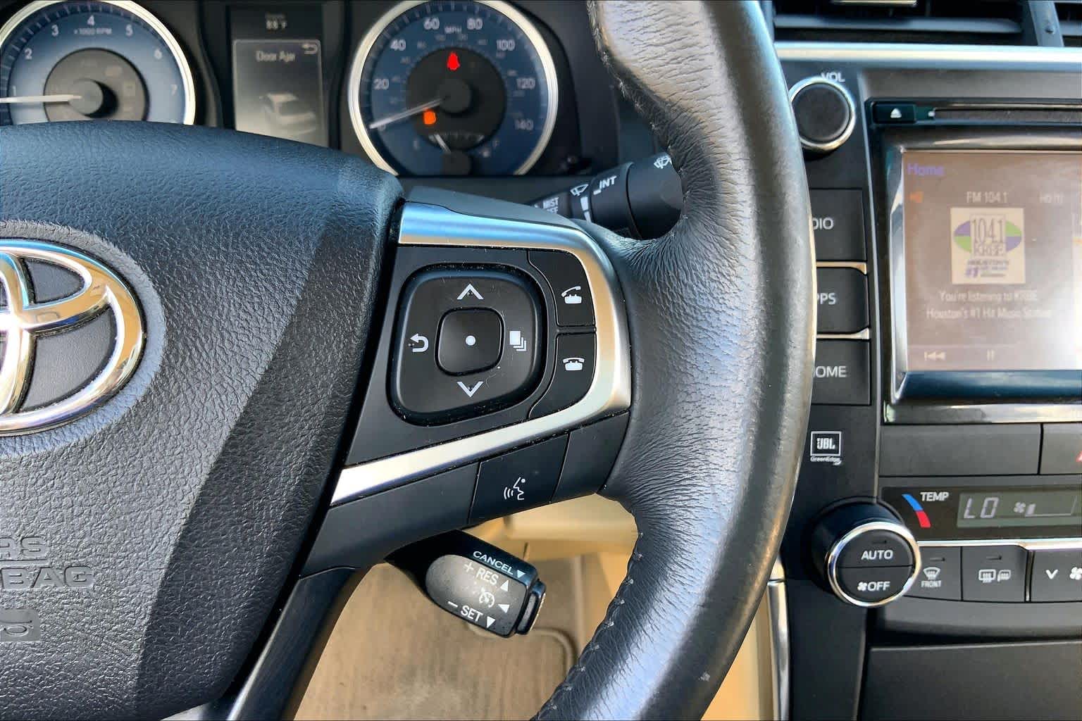 2017 Toyota Camry XLE Creme Brulee Mica at Group 1 Toyota Southwest
