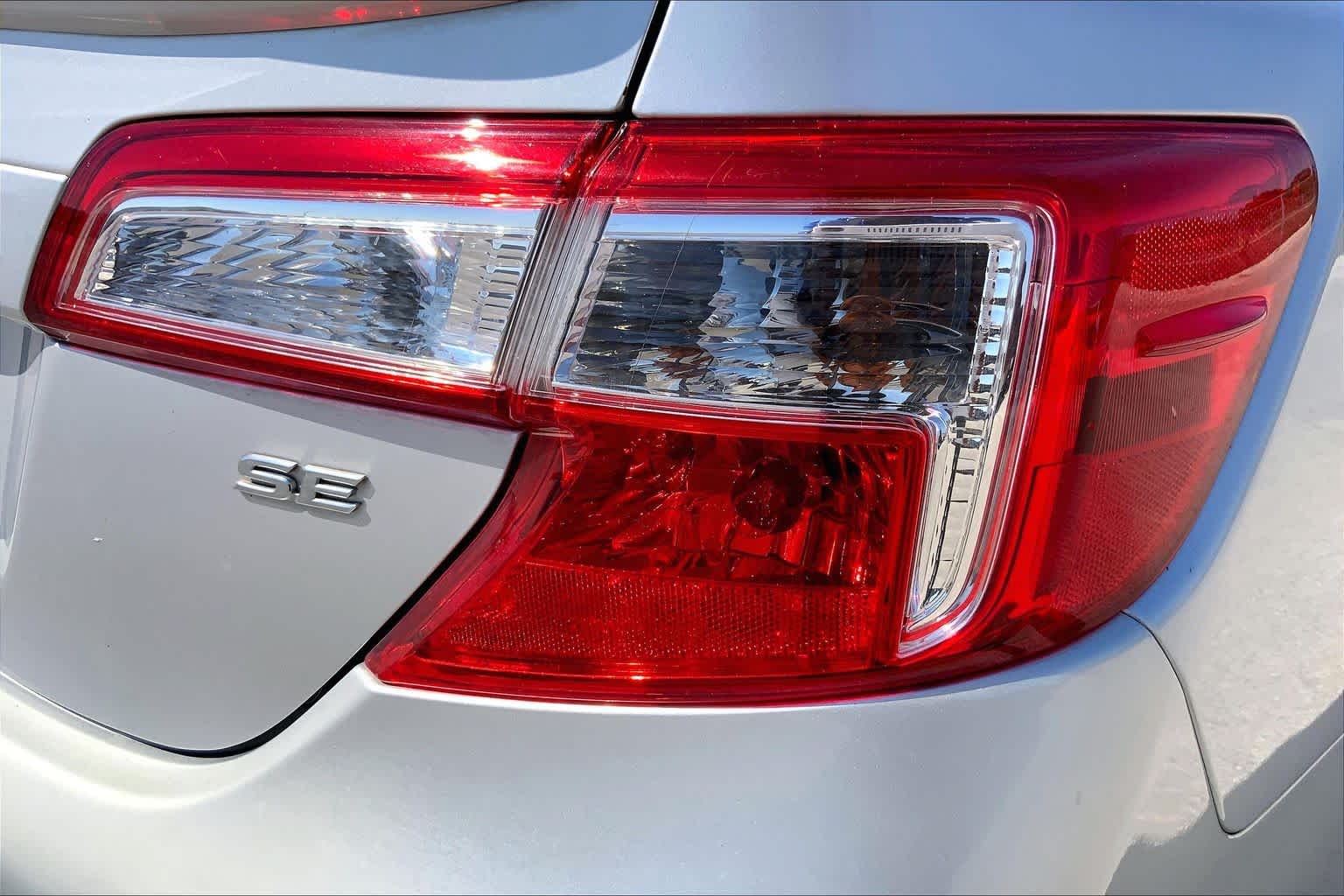 2013 Toyota Camry photo 29 of 35