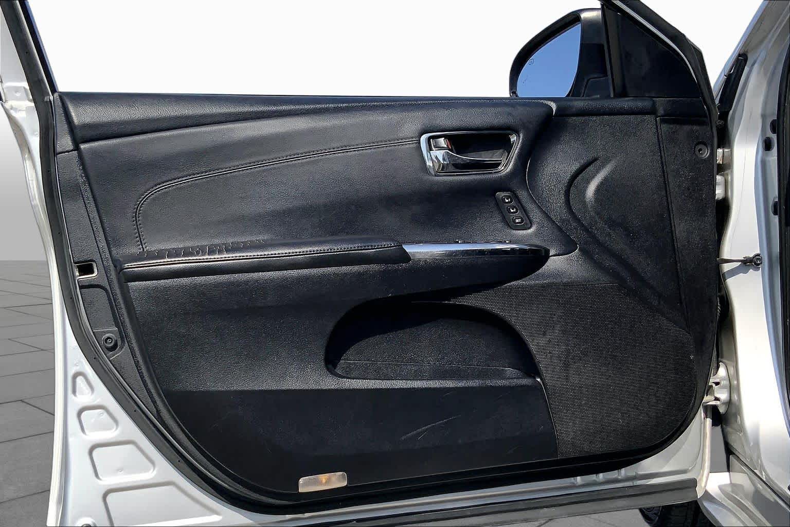 2013 Toyota Avalon XLE Touring Classic Silver Metallic at Honda of Clear Lake