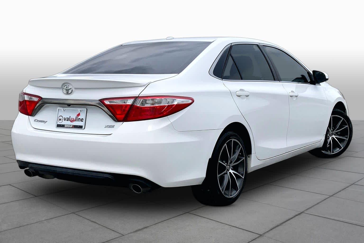 2015 Toyota Camry XSE Super White at Lexus of Clear Lake