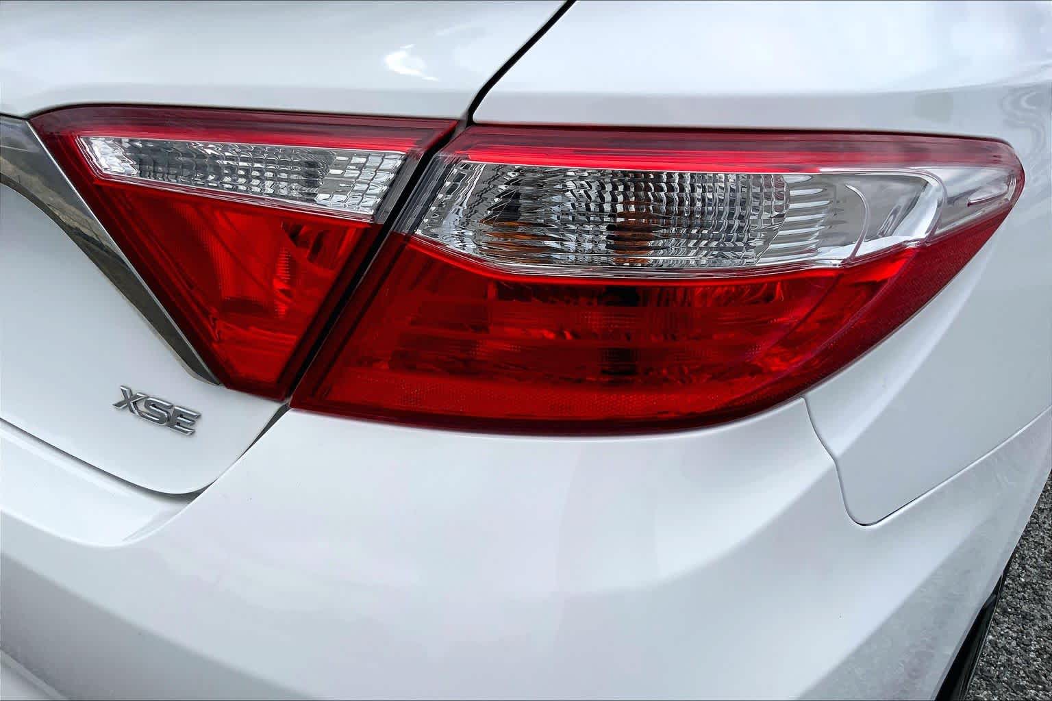 2015 Toyota Camry XSE Super White at Lexus of Clear Lake