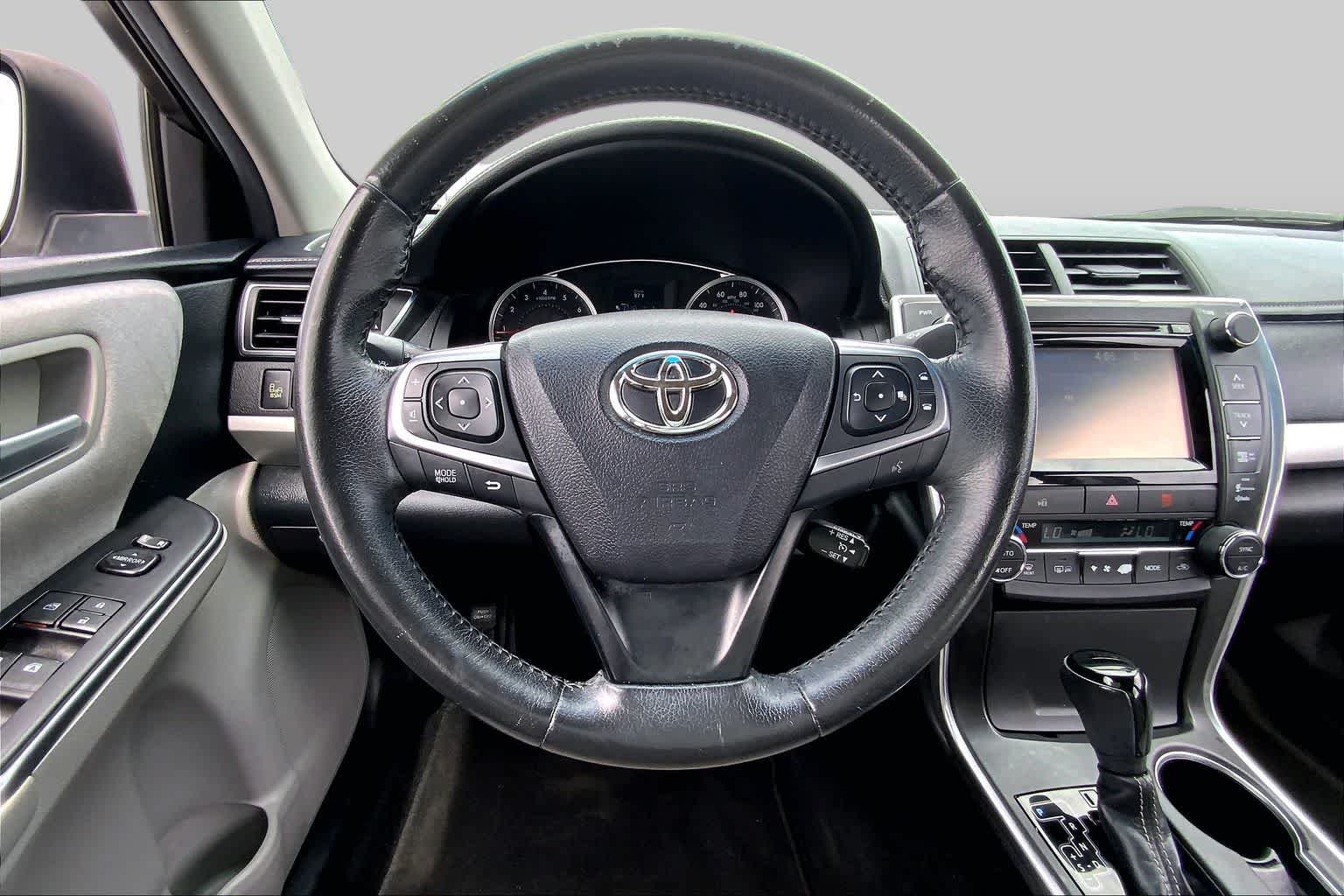 2015 Toyota Camry XSE Super White at Lexus of Clear Lake