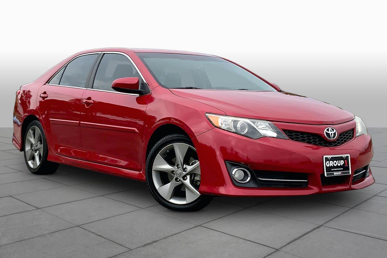 2014 Toyota Camry SE Barcelona Red Metallic at Lexus Southwest Houston