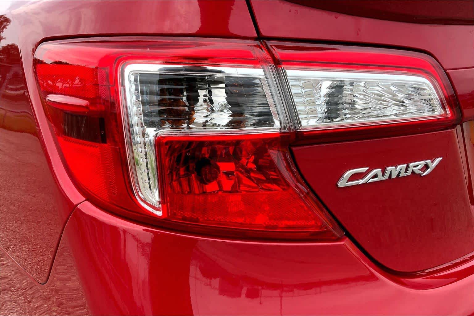 2014 Toyota Camry SE Barcelona Red Metallic at Lexus Southwest Houston
