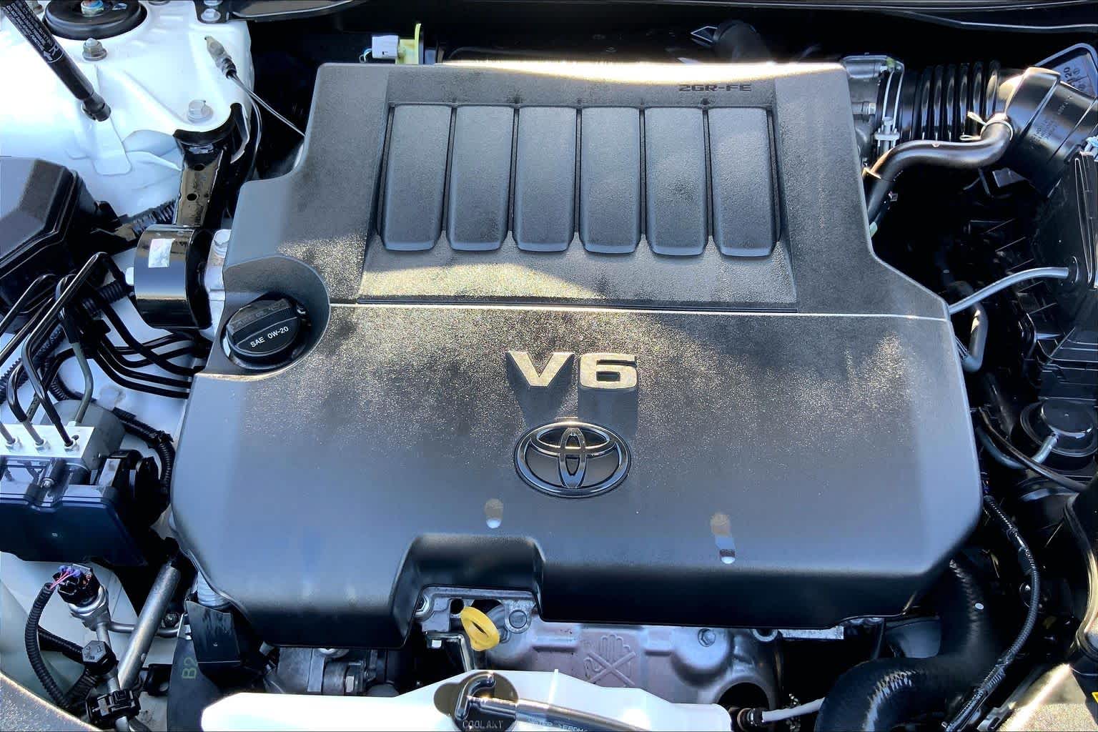 2016 Toyota Camry photo 32 of 36