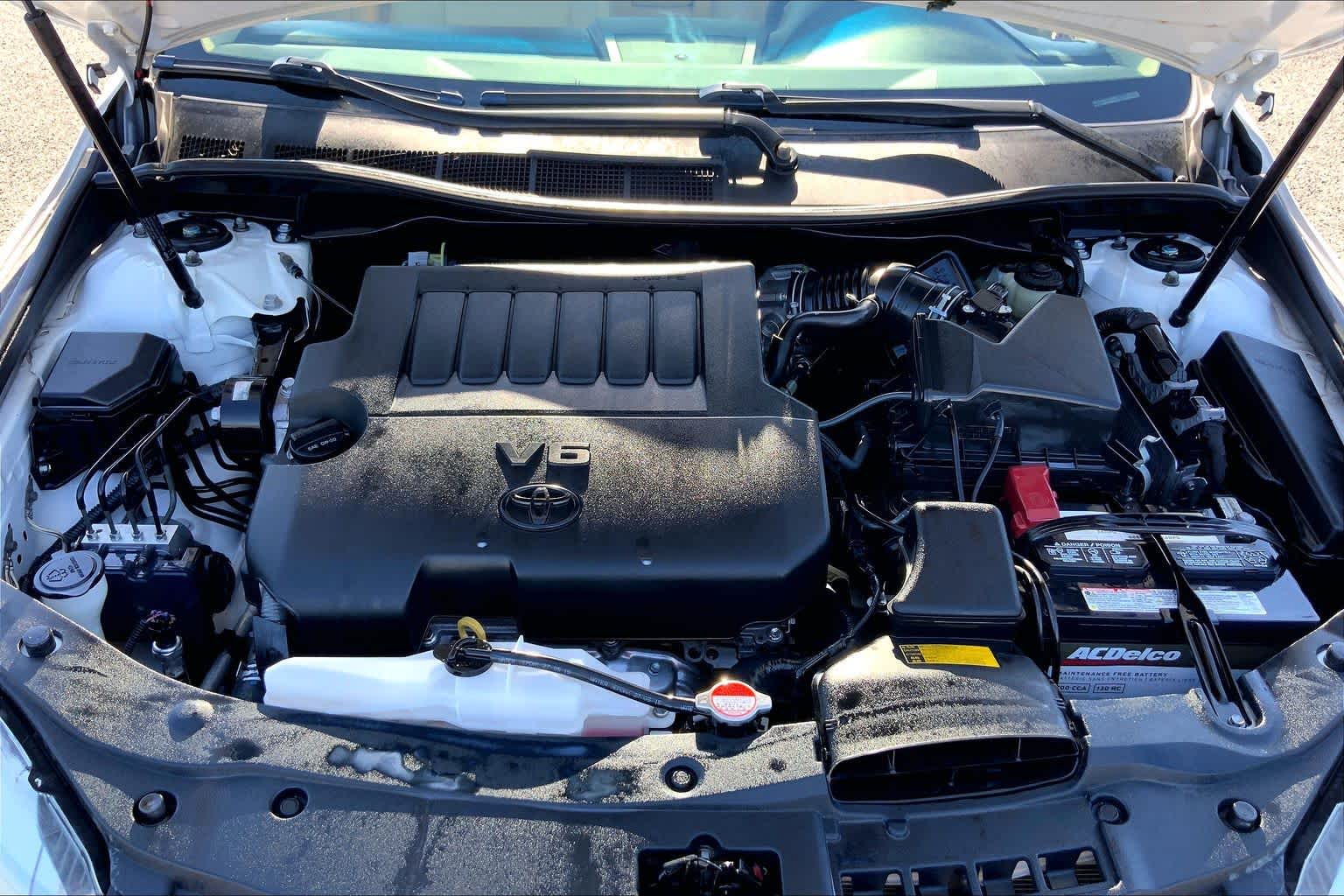 2016 Toyota Camry photo 31 of 36