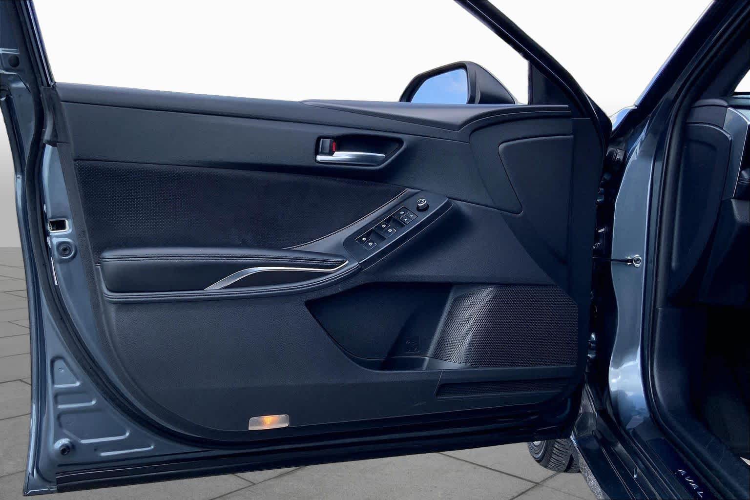 2019 Toyota Avalon XSE Harbor Gray Metallic at Group 1 Toyota Southwest