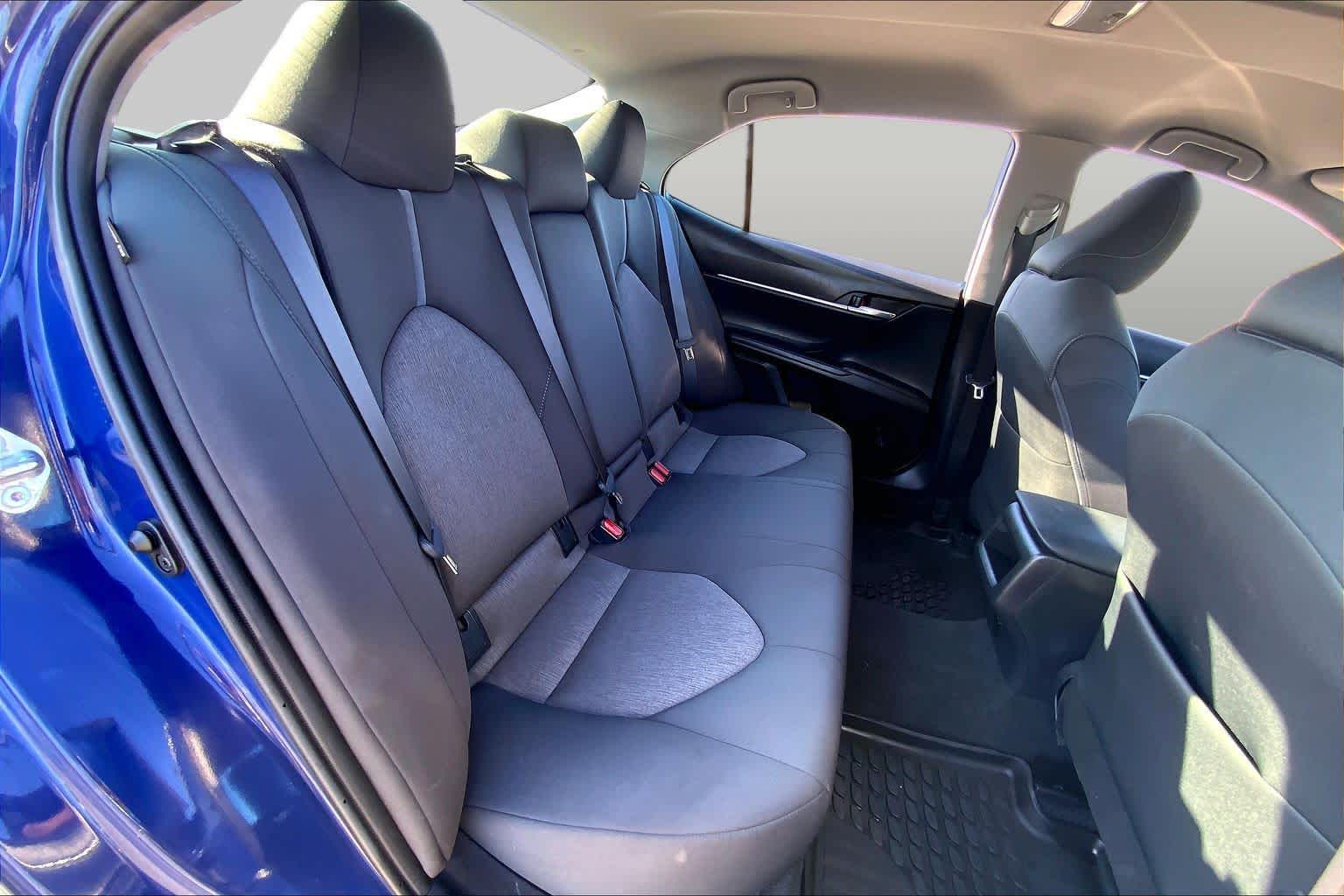 2023 Toyota Camry photo 19 of 36