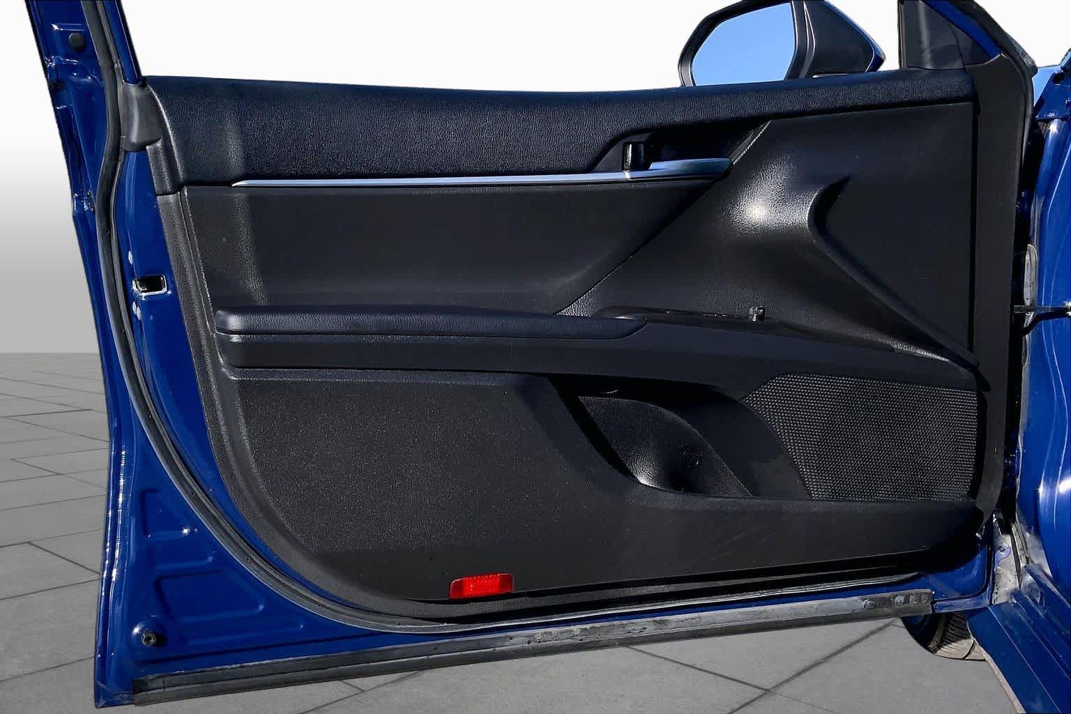 2023 Toyota Camry photo 21 of 36