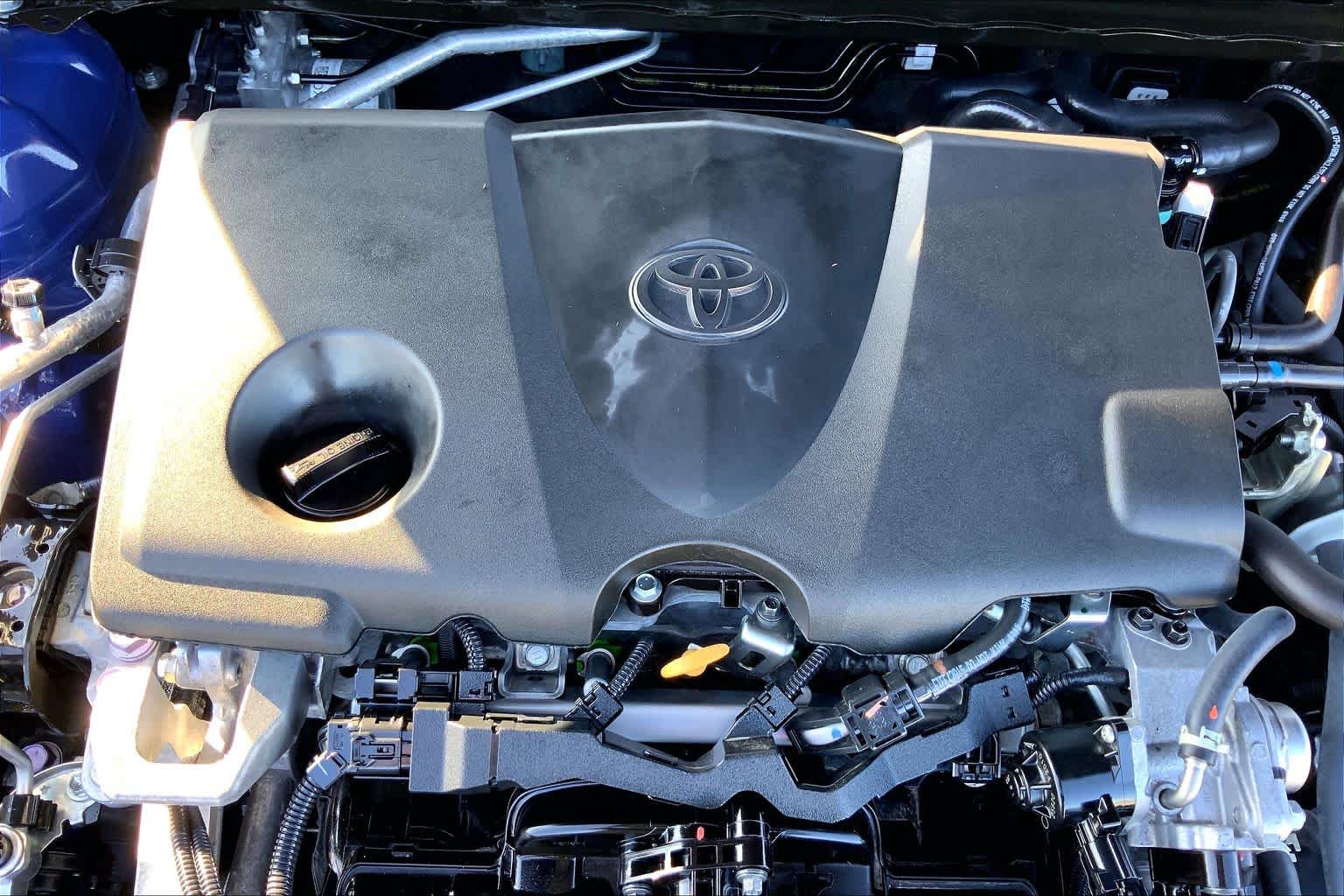2023 Toyota Camry photo 32 of 36