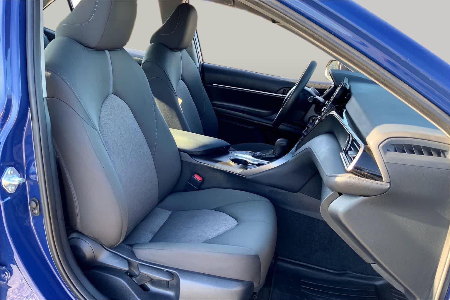 2023 Toyota Camry photo 9 of 36
