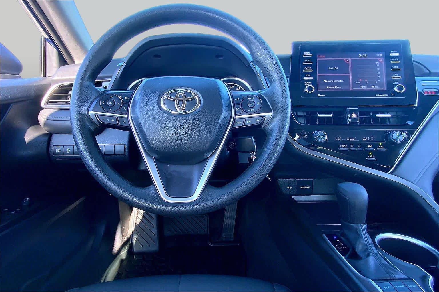 2023 Toyota Camry photo 6 of 36