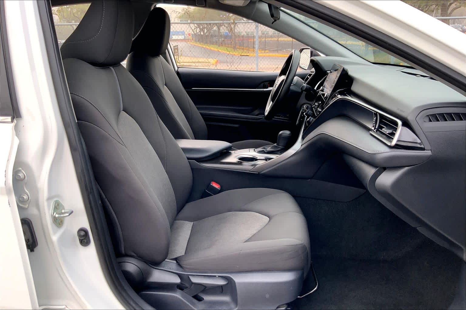 2024 Toyota Camry photo 9 of 35