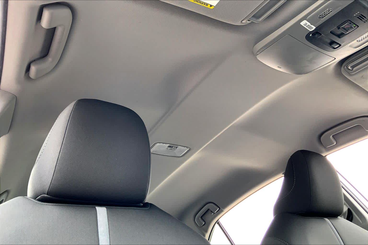 2024 Toyota Camry photo 14 of 35