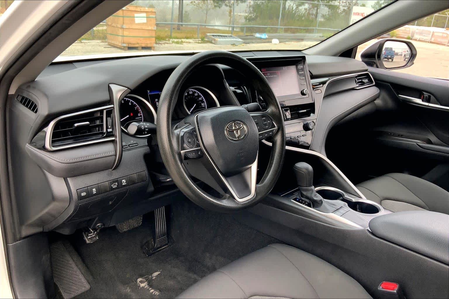 2024 Toyota Camry photo 17 of 35