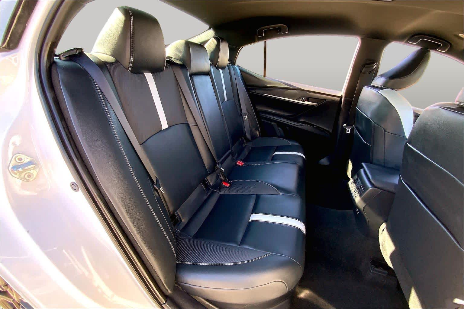 2025 Toyota Camry SE Ice Cap at Group 1 Toyota Southwest
