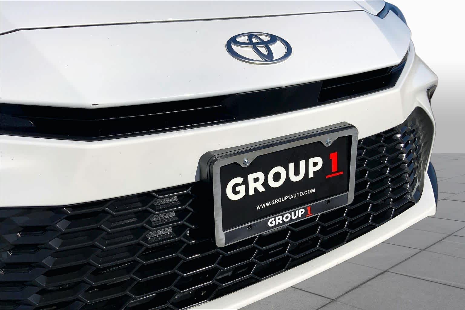 2025 Toyota Camry SE Ice Cap at Group 1 Toyota Southwest