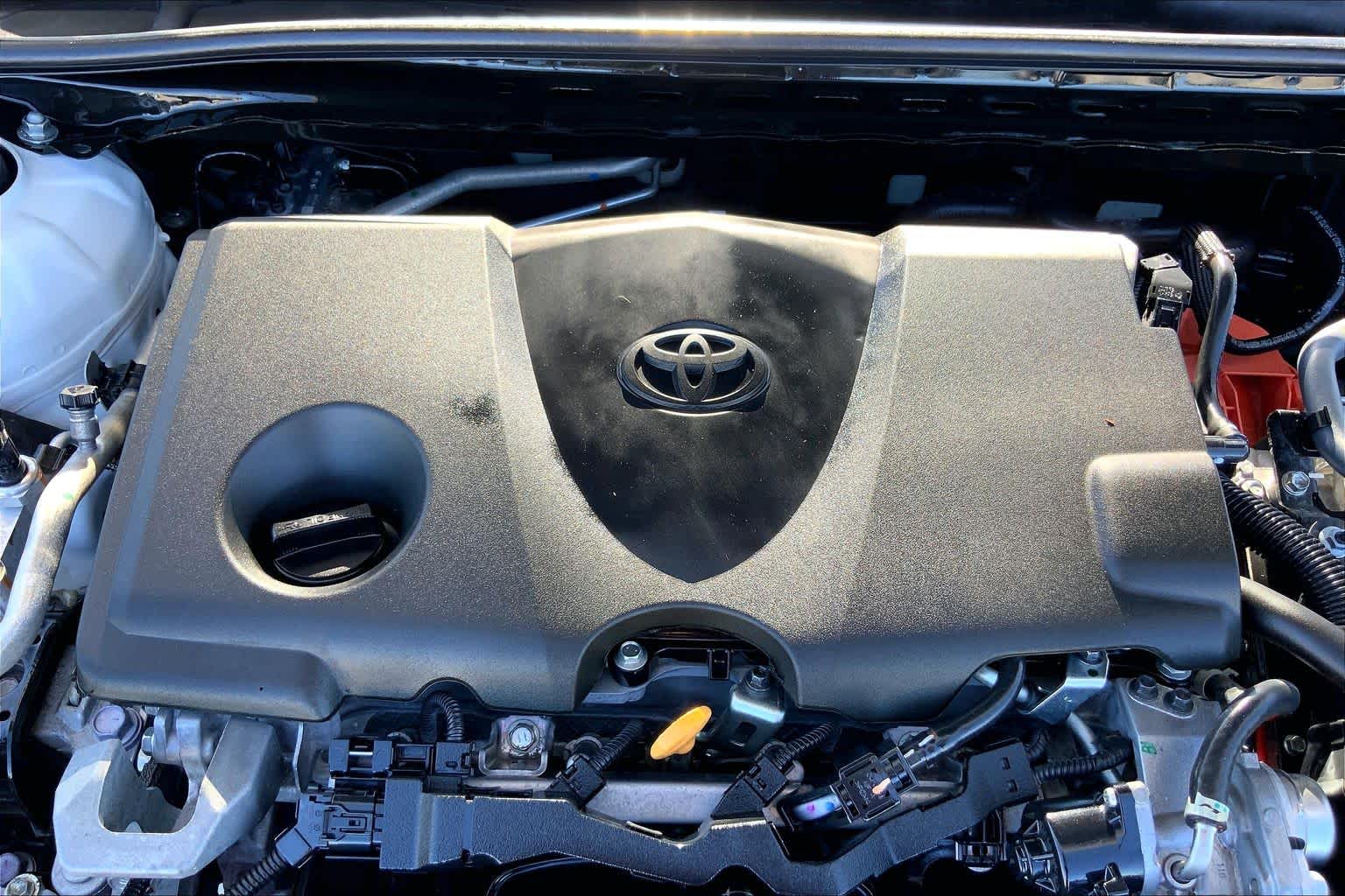 2025 Toyota Camry SE Ice Cap at Group 1 Toyota Southwest