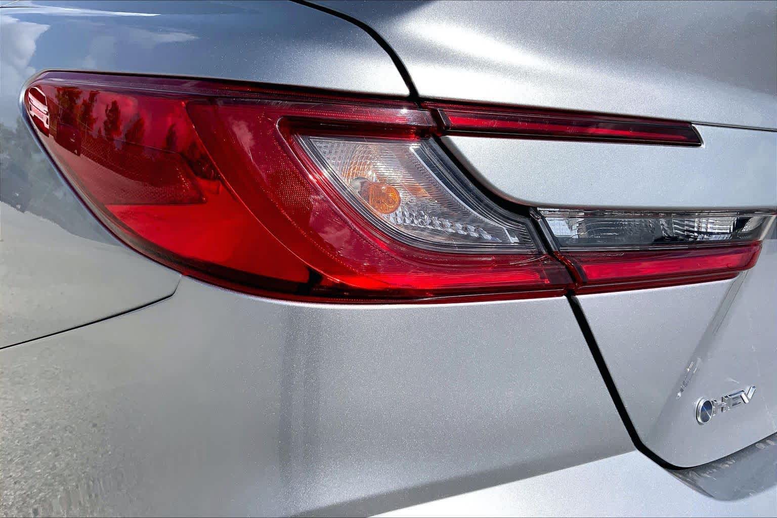 2025 Toyota Camry photo 28 of 36