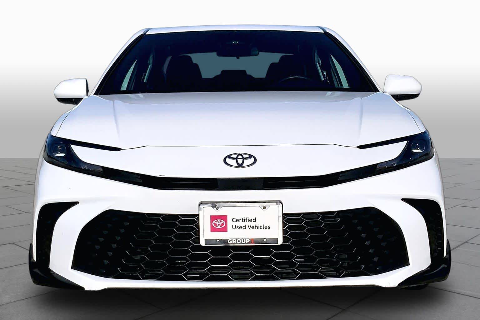 2025 Toyota Camry SE Ice Cap at Group 1 Toyota Southwest