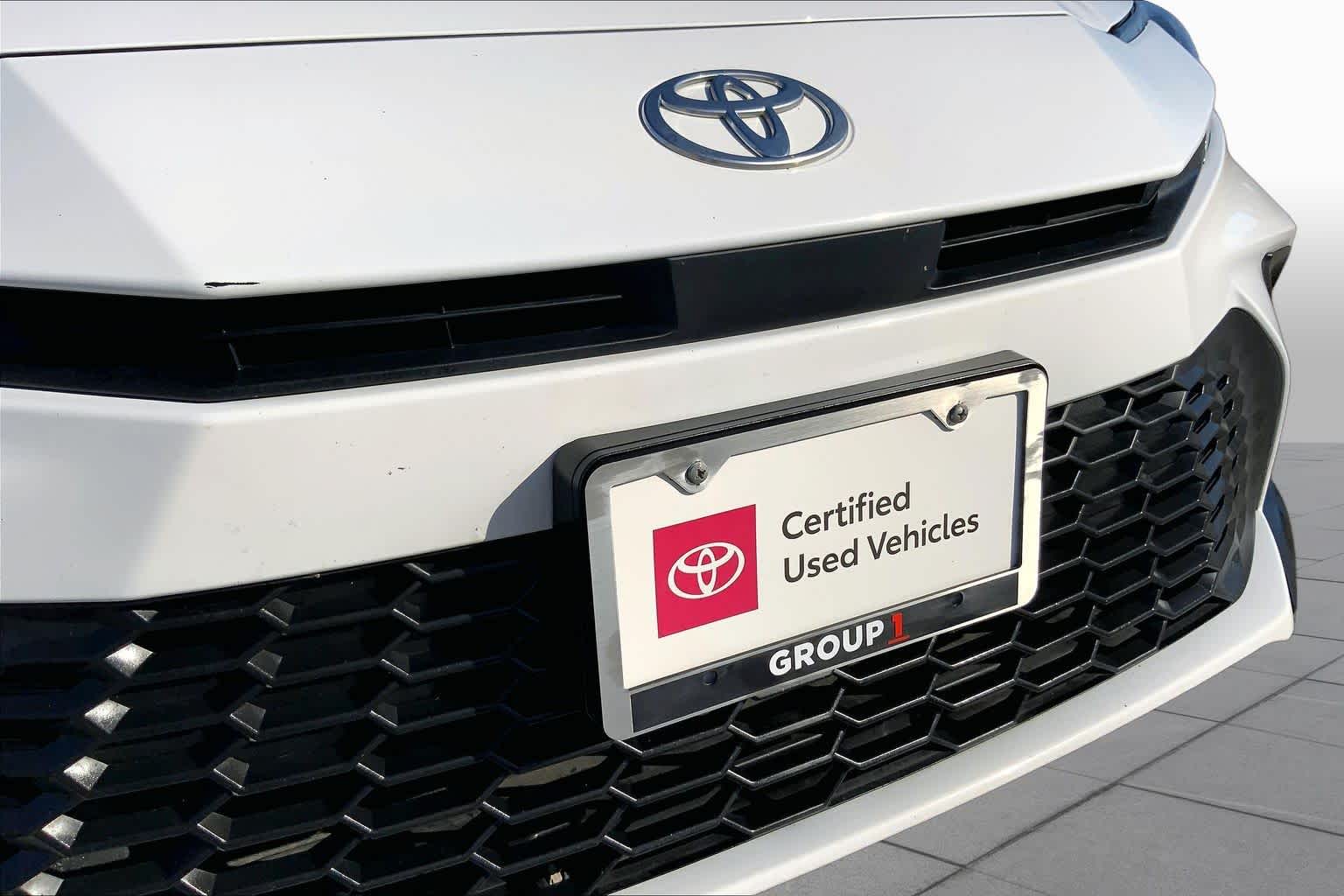 2025 Toyota Camry SE Ice Cap at Group 1 Toyota Southwest