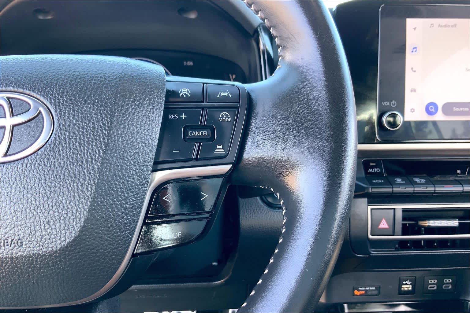 2025 Toyota Camry SE Ice Cap at Group 1 Toyota Southwest