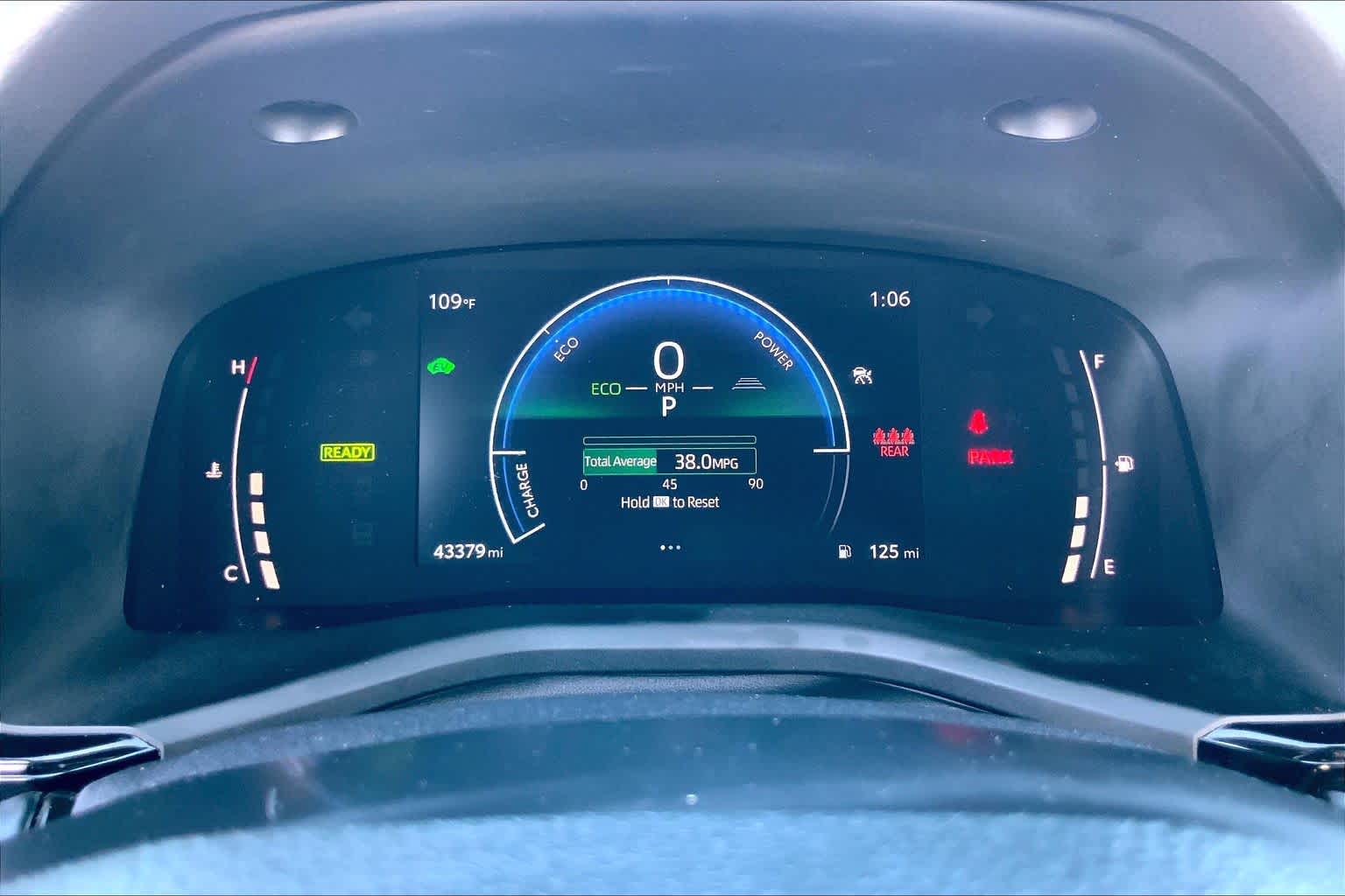 2025 Toyota Camry SE Ice Cap at Group 1 Toyota Southwest