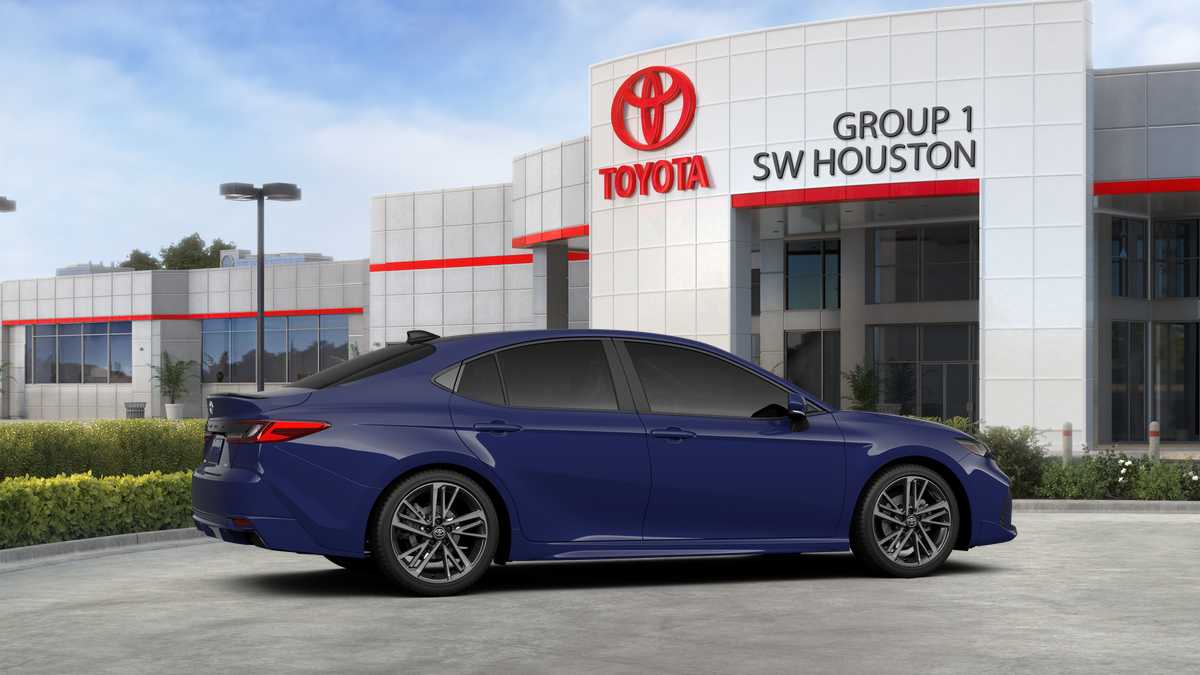 2026 Toyota Camry photo 37 of 44