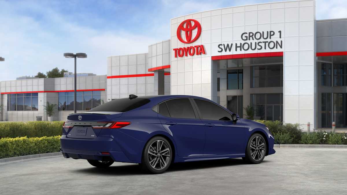 2026 Toyota Camry photo 36 of 44