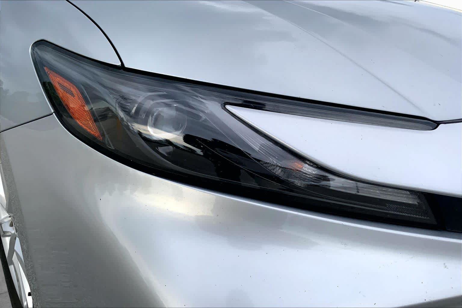 2025 Toyota Camry photo 27 of 36