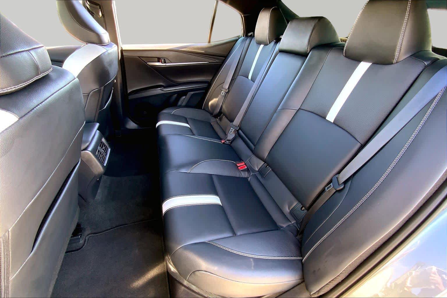 2026 Toyota Camry photo 20 of 36
