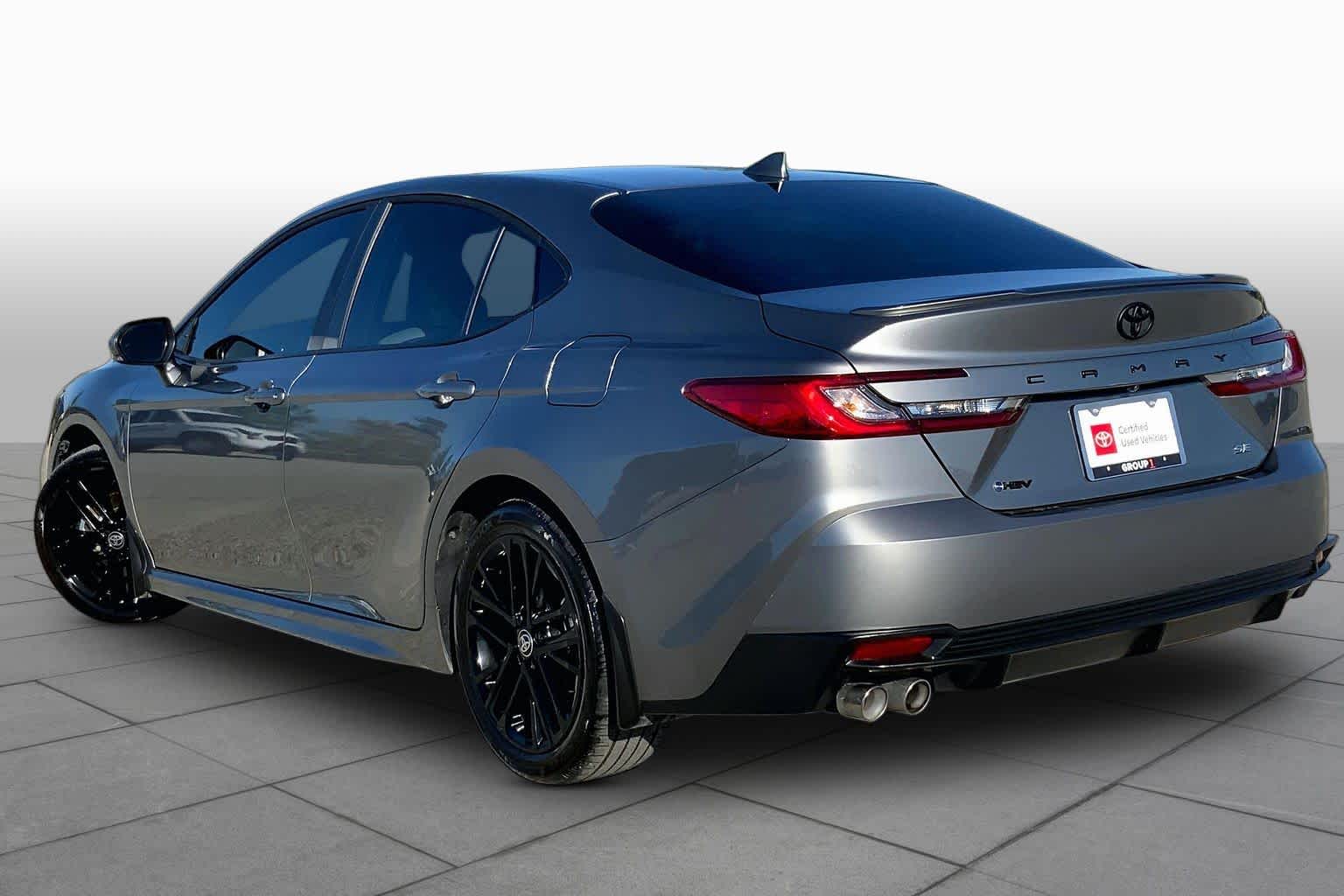 2026 Toyota Camry photo 12 of 36