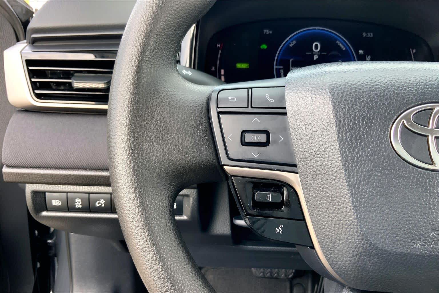 2026 Toyota Camry photo 23 of 36