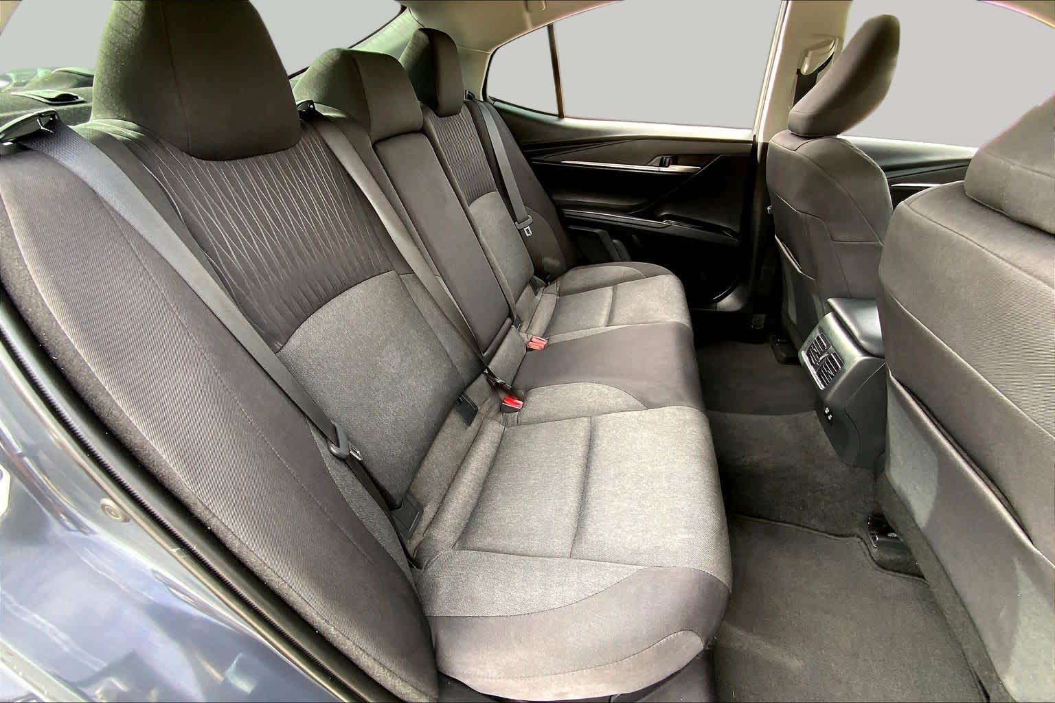 2026 Toyota Camry photo 19 of 36
