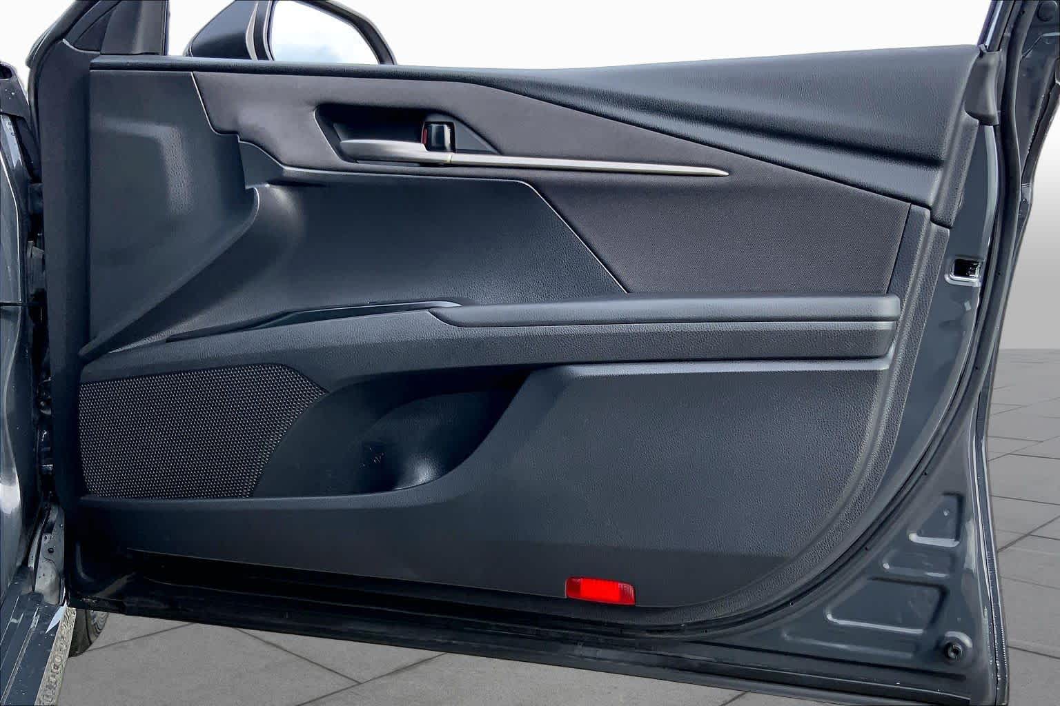 2026 Toyota Camry photo 22 of 36