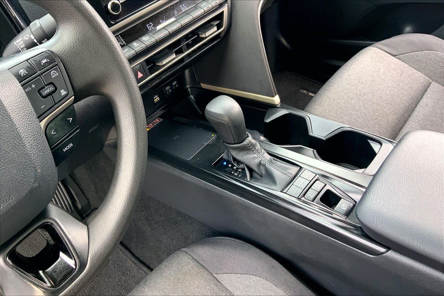 2026 Toyota Camry photo 16 of 36