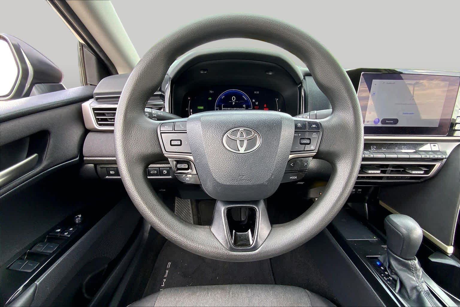 2026 Toyota Camry photo 6 of 36
