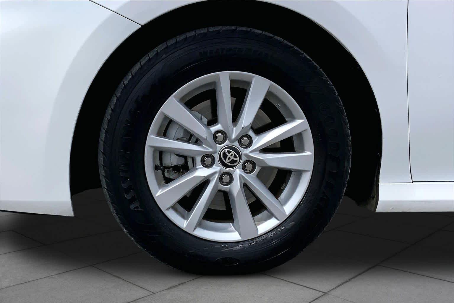 2026 Toyota Camry LE Ice Cap at Group 1 Toyota Southwest